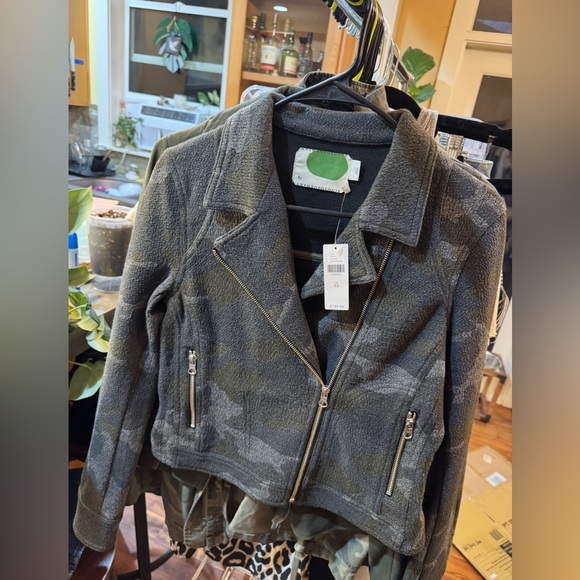 Anthropologie Camouflage Women's Moto Jacket - Picture 4 of 4